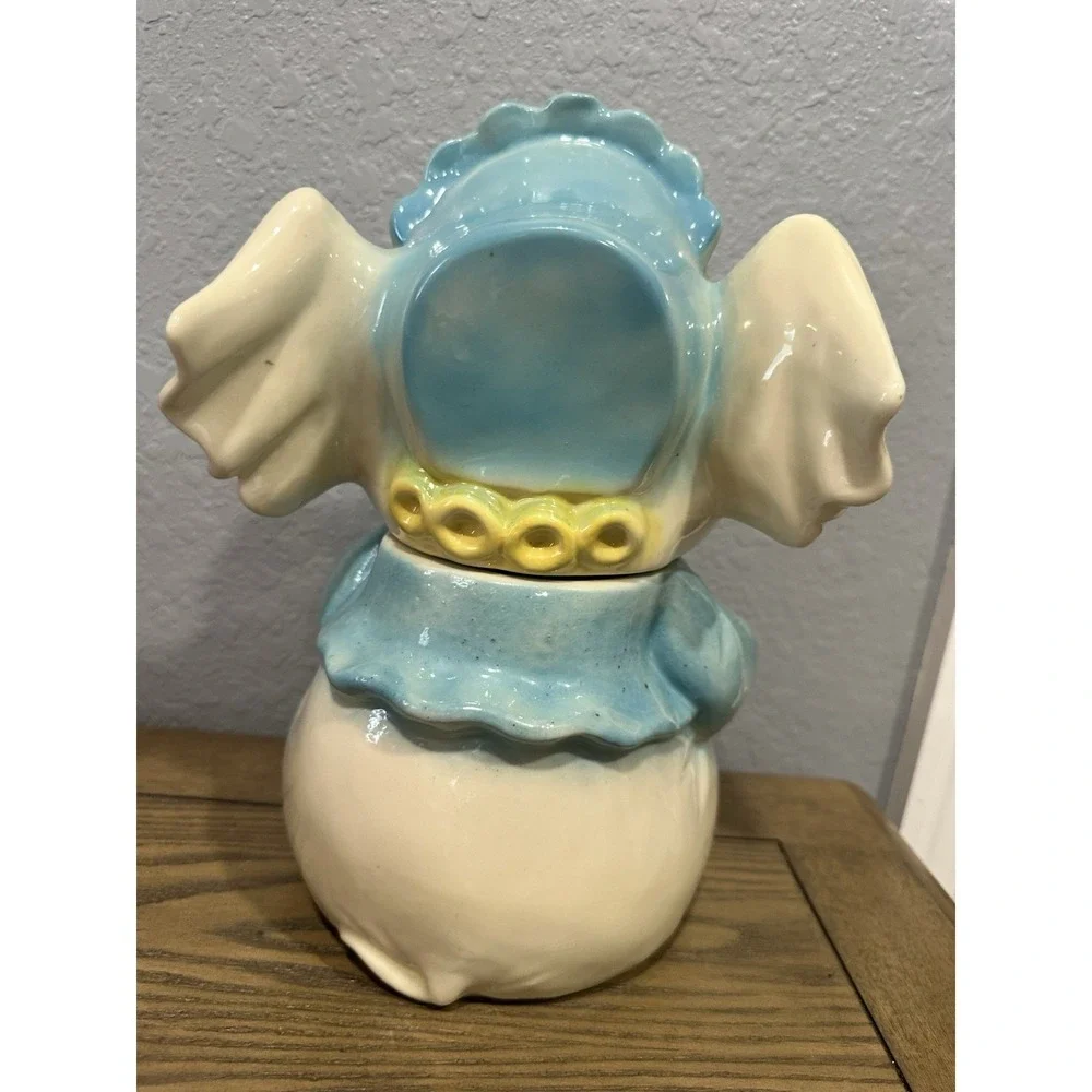 VTG Baby Elephant Holding Ice Cream Come Cookie Jar McCoy Rare